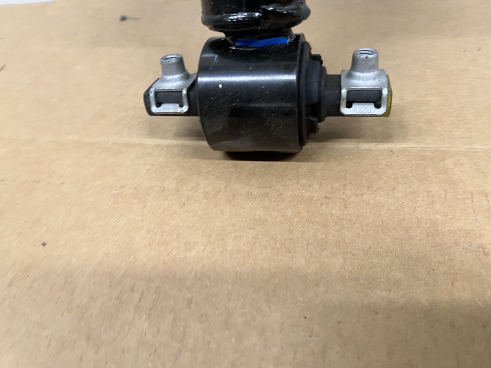 2007-2014 ESCALADE TAHOE SUBURBAN YUKON FRONT LEFT RIGHT STRUT SHOCK 19353949 - Image 6