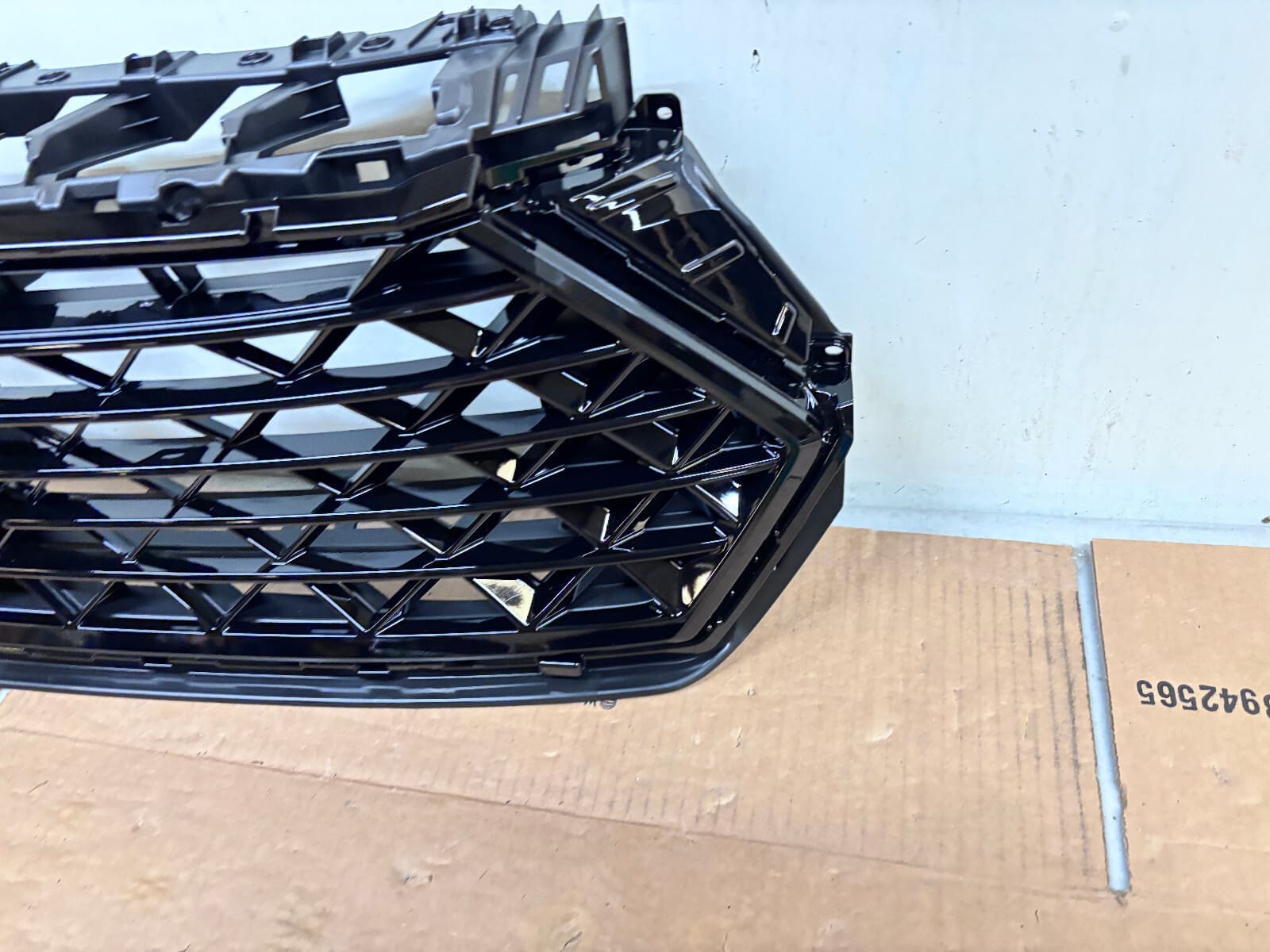 OEM MINT 2023 2024 honda accord front oem grille black 71200-30a-a01 - Image 10