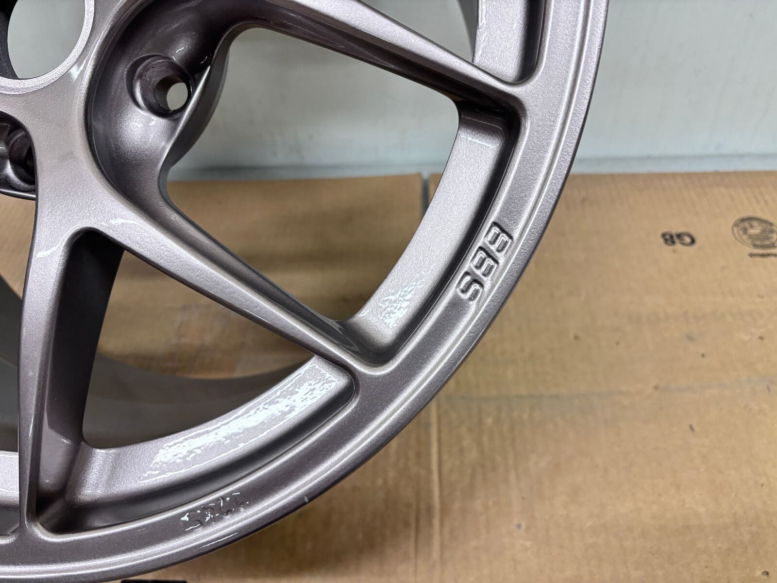 PORSCHE GT4 MR BBS CLUBSPORT 4 WHEELS SILVER GOLD FRONT 9X18 AND REAR 10.35X18 - Image 15