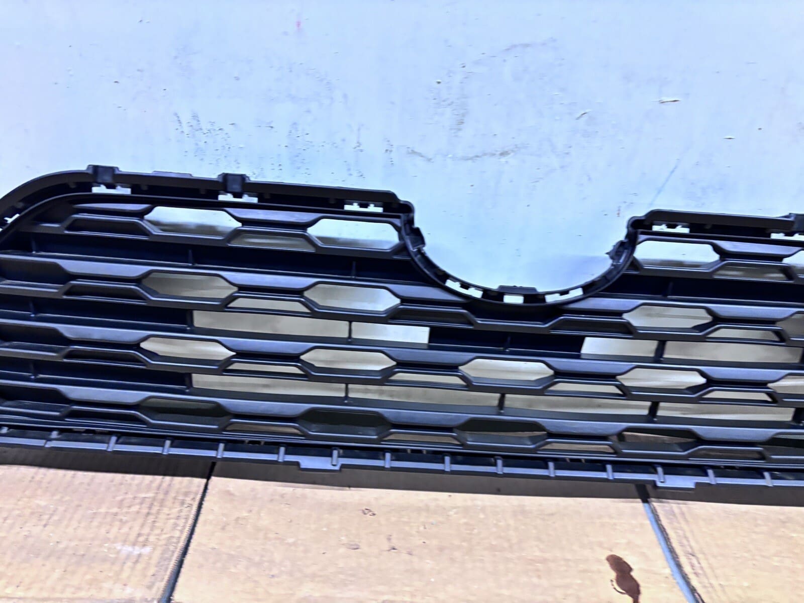 2019 2020 2021 2022 2023 2024 TOYOTA RAV4 BLACK FRONT UPPER OEM GRILLE - Image 6