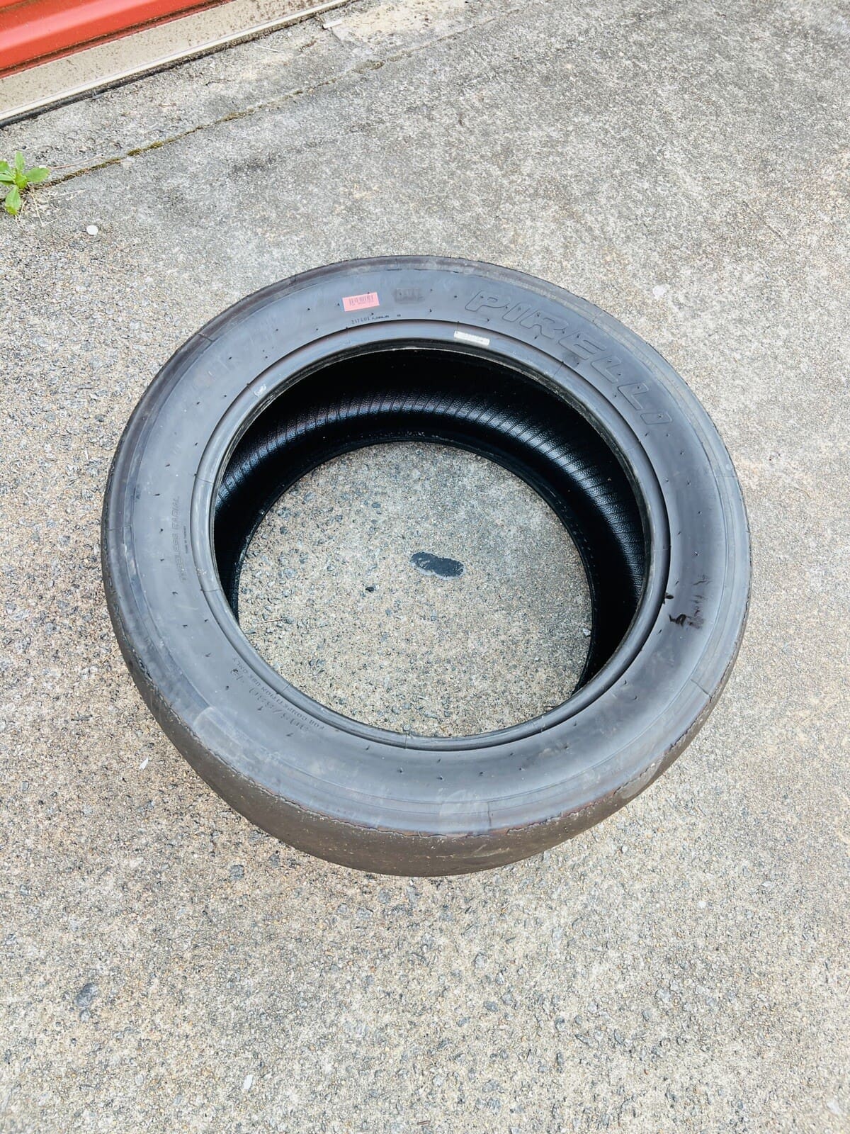 PIRELLI RACING TIRE REAR PORSCHE GT4 305/680-18 TIRE NICE TIRE ONLY 1