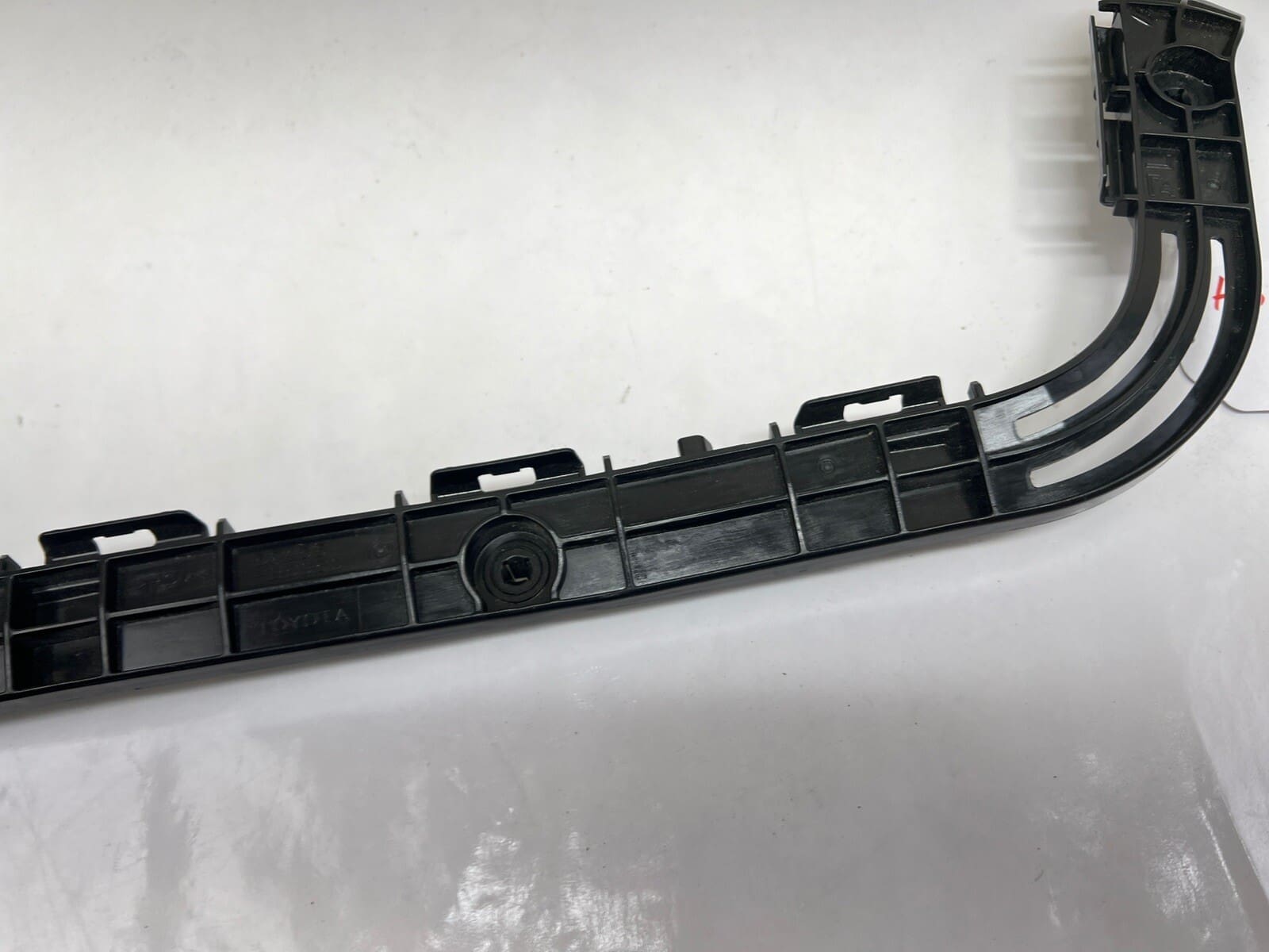 52156-35050 2010-2020 2021 2022 TOYOTA 4RUNNER OEM RR LF BUMPER RETAINER BRACKET - Image 4