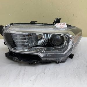 2016 2017 2018 2019 2020 2021 2022 TOYOTA TACOMA HALOGEN LED LEFT OEM HEADLIGHT