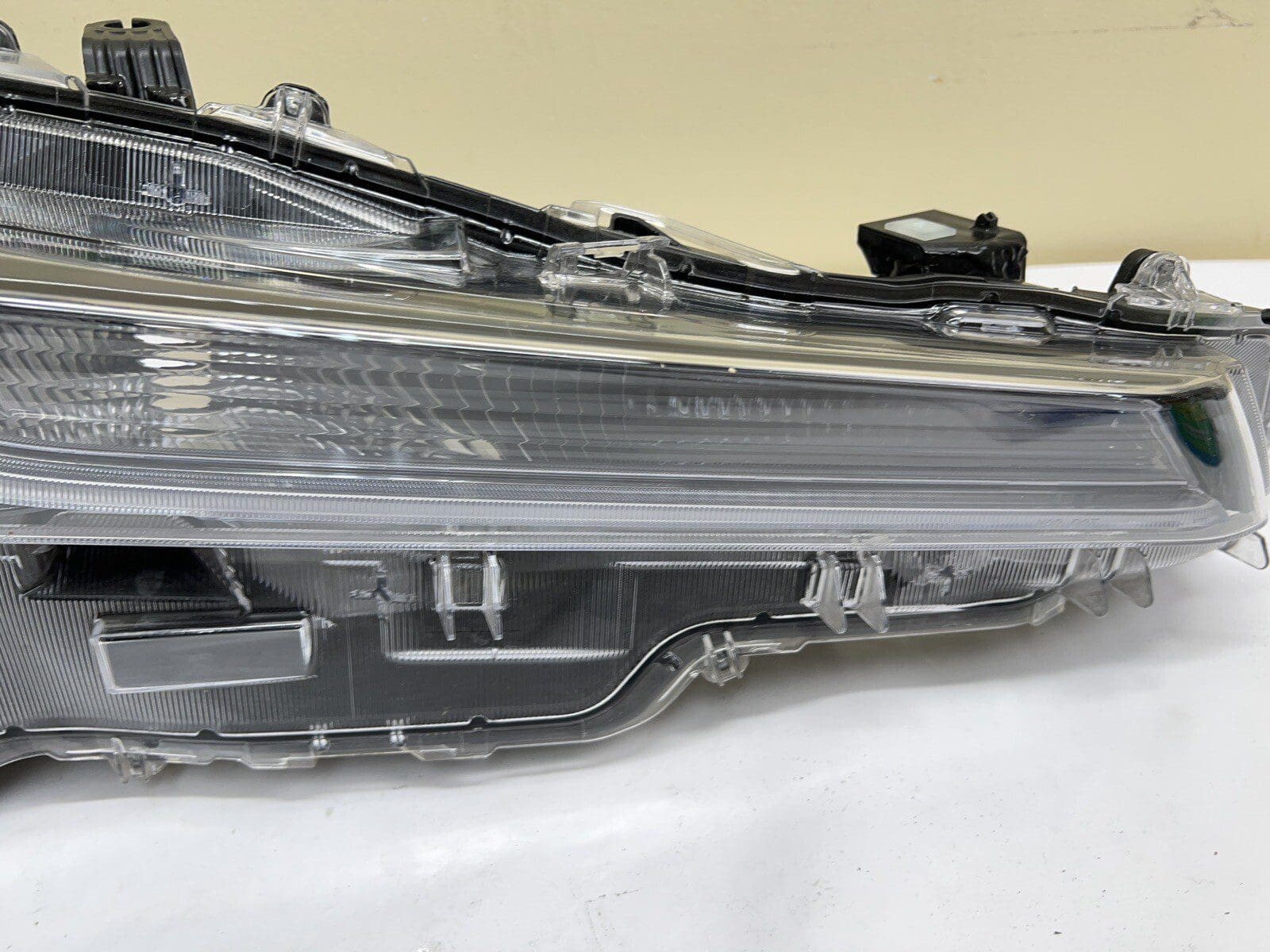 2020 2021 2022 TOYOTA COROLLA LED FRONT RIGHT OEM HEADLIGHT - Image 3