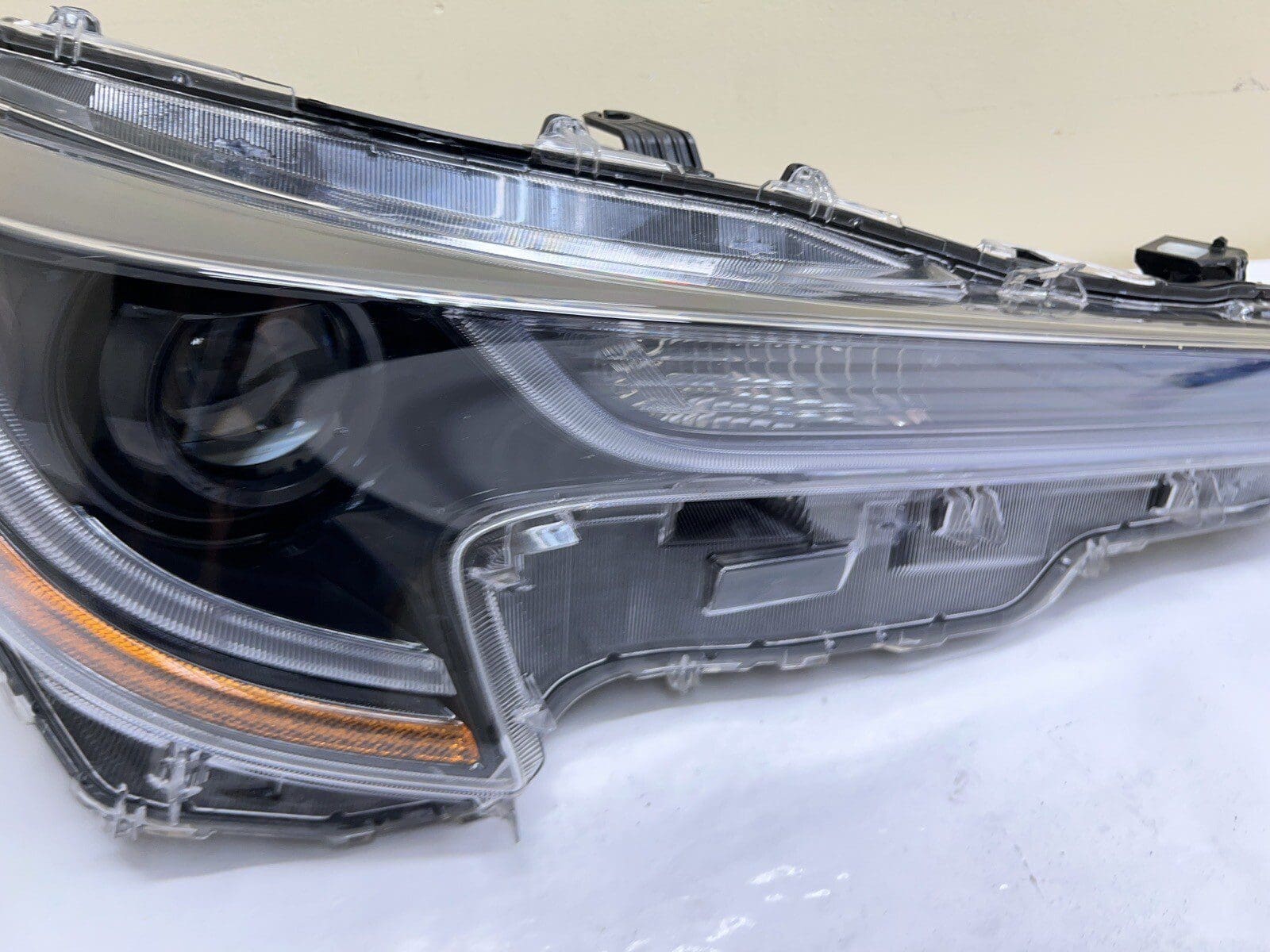 2020 2021 2022 TOYOTA COROLLA LED FRONT RIGHT OEM HEADLIGHT - Image 4