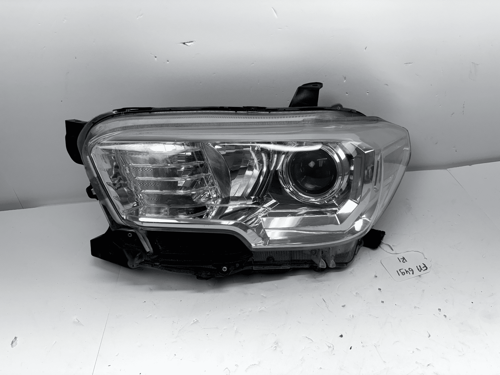 2017 2018 2019 2020 2021 JEEP COMPASS HALOGEN FRONT LEFT OEM TURN SIGNAL