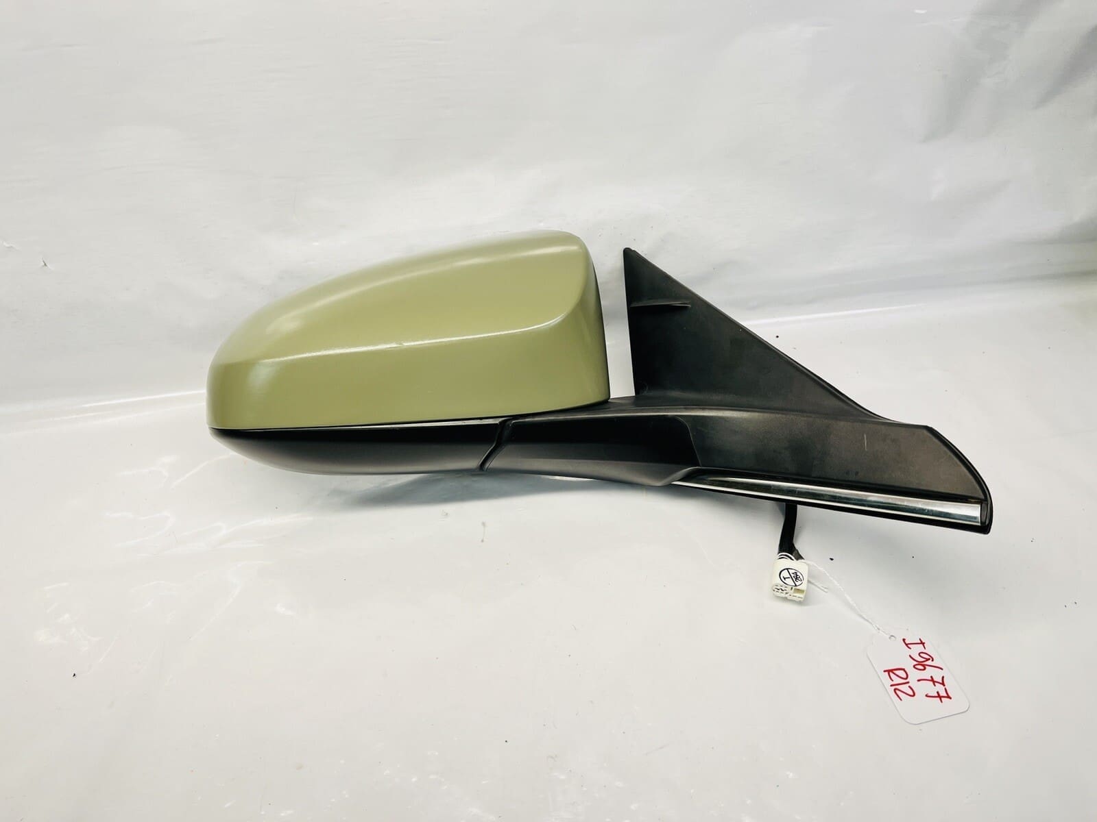 2015 2016 2017 TOYOTA CAMRY SIDEVIEW FRONT RIGHT OEM MIRROR