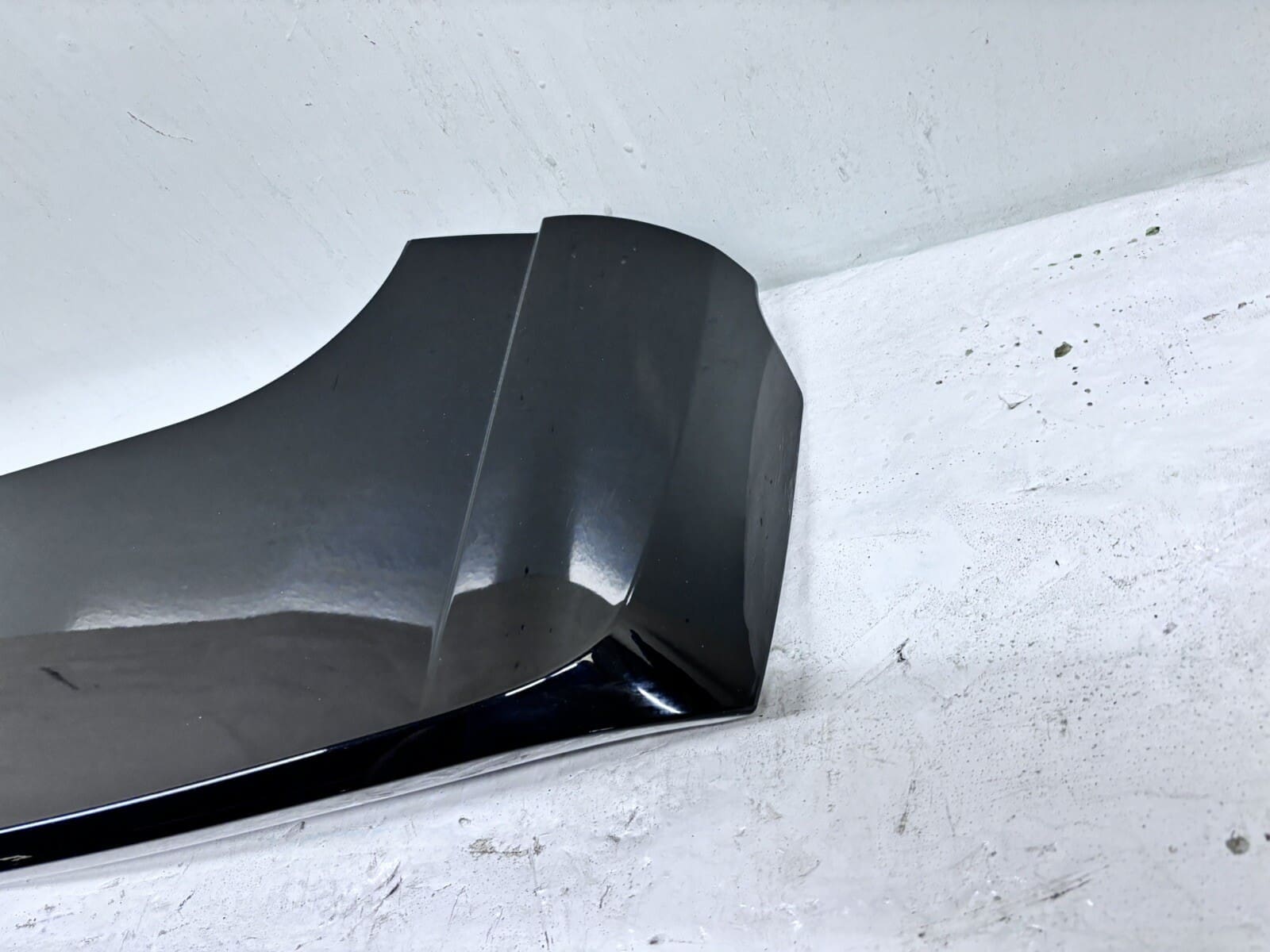 2018 2019 2020 2021 GMC TERRAIN REAR OEM LIFT GATE SPOILER GENUINE 23463270 - Image 2