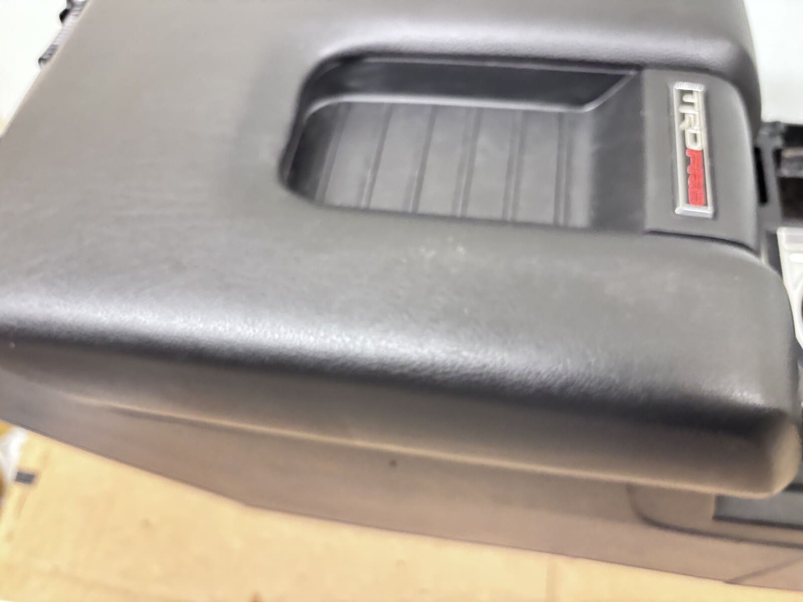 2014-2018 2019 2020 2021 TOYOTA TUNDRA TRD PRO CENTER CONSOLE OEM 58910-0c271 - Image 10