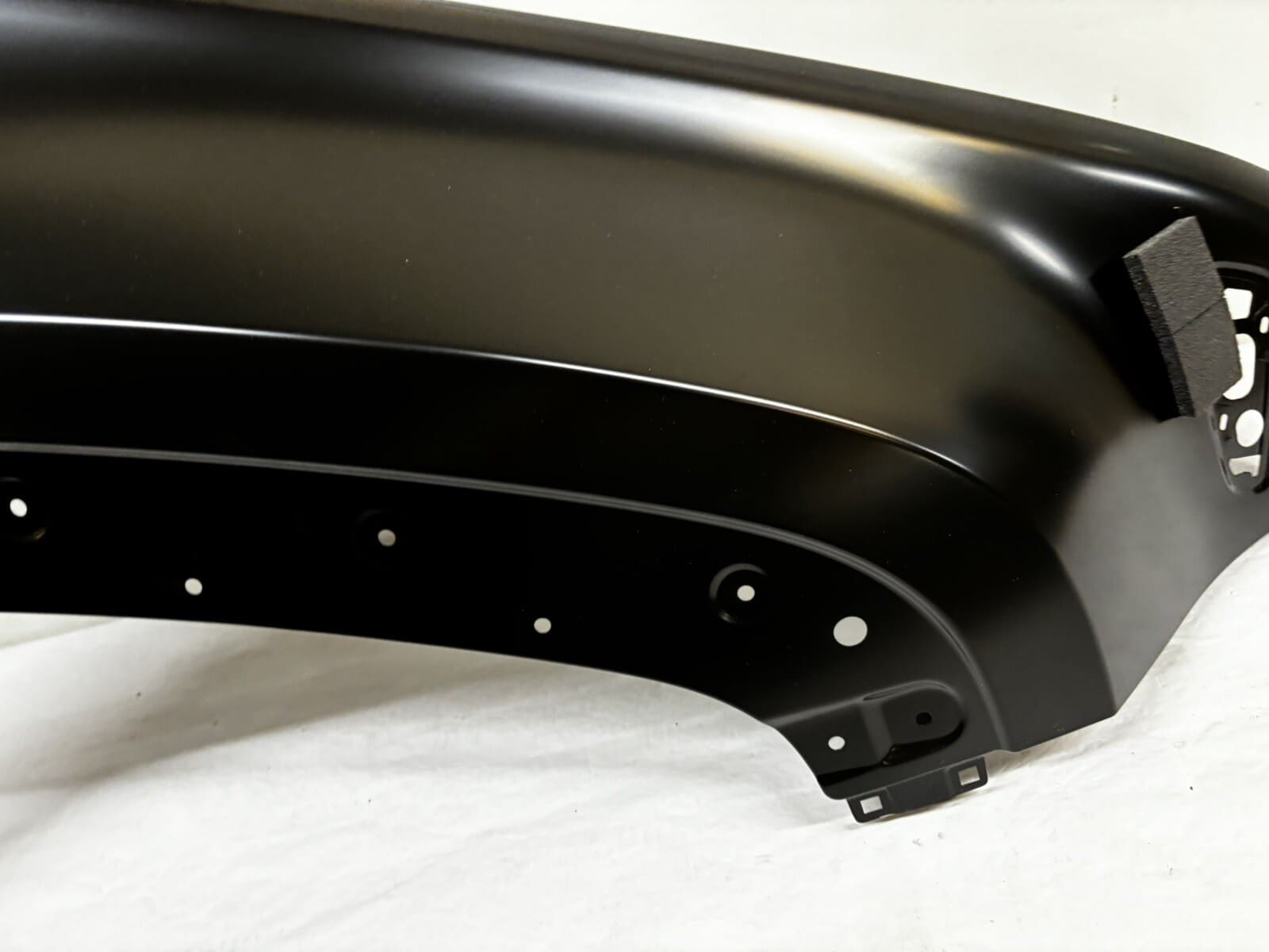 OEM 17 2018 2019 2020 2021 2022 2023 JEEP RENEGADE FRONT RIGHT FENDER 68307086aa - Image 7