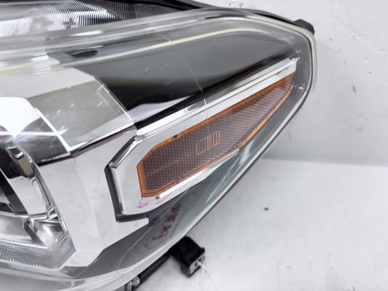 2016 2017 2018 2019 2020 2021 2022 TOYOTA TACOMA HALOGEN LED LEFT OEM HEADLIGHT - Image 5