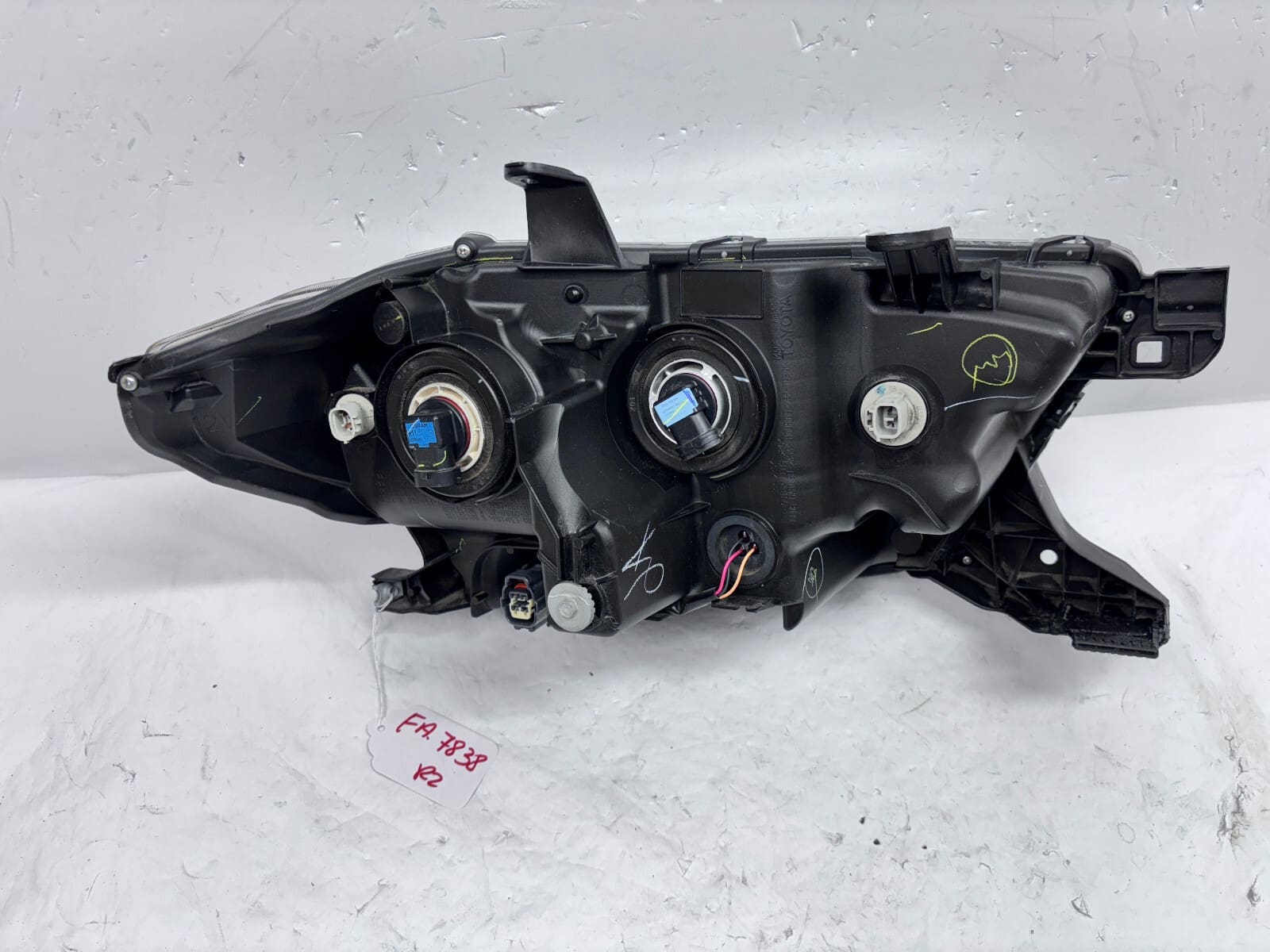 2016 2017 2018 2019 2020 2021 2022 TOYOTA TACOMA HALOGEN LED LEFT OEM HEADLIGHT - Image 17