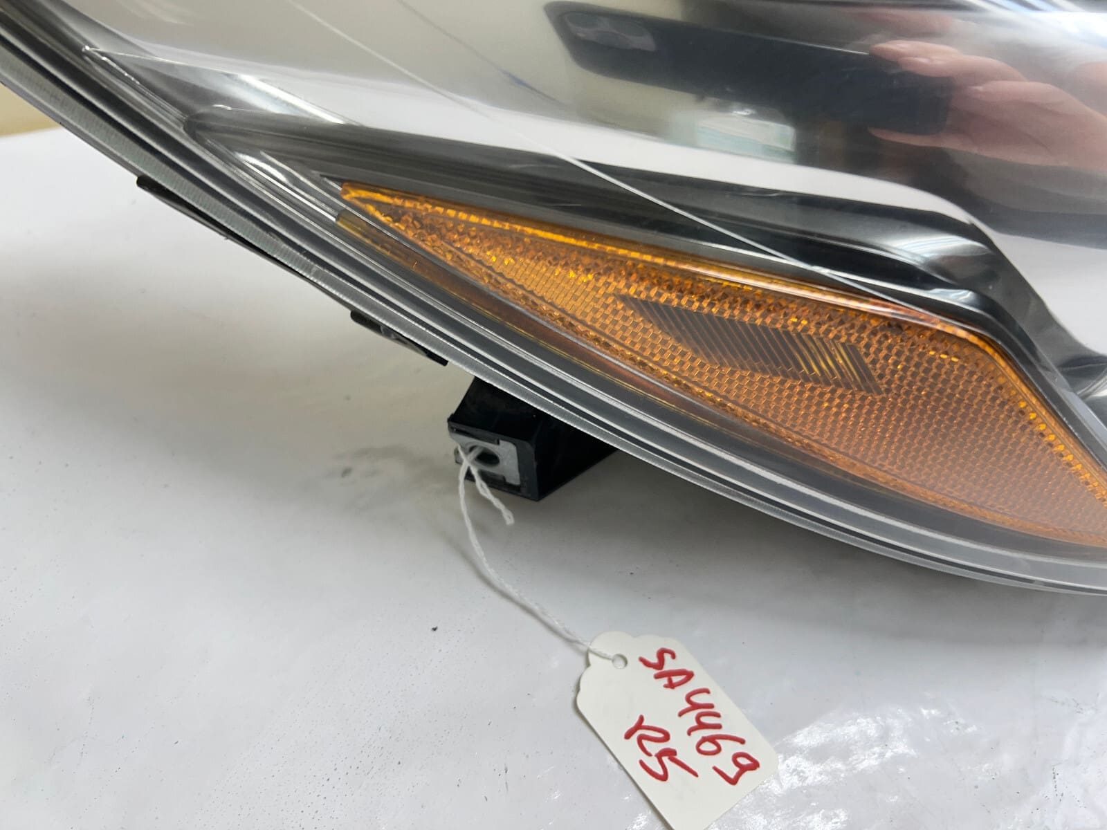 ALL TABS 2015 2016 2017 TOYOTA CAMRY DARK BEZEL FRONT RIGHT OEM HEADLIGHT - Image 9